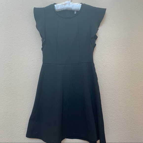 BCBGeneration Black Flutter Sleeve Mini Dress Sz 2 - Picture 6 of 13